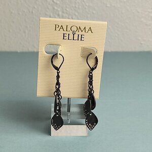 Paloma & Ellie Vintage Y2K Dangle Earrings Hem Leaf Cluster Gum Metal Casual